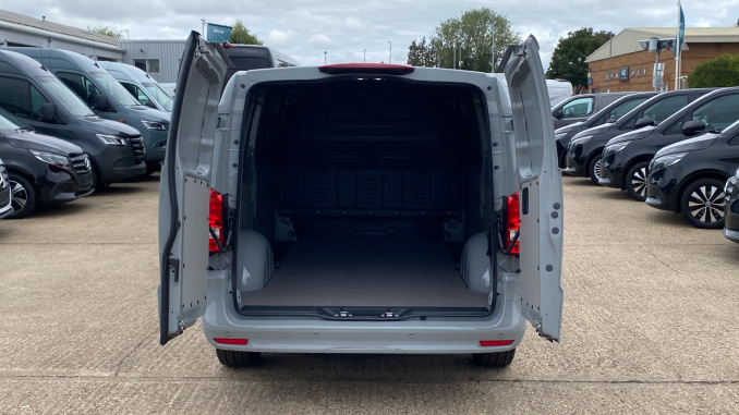 Mercedes-Benz Vito L3 Diesel Rwd 119CDI Select Van 9G-Tronic - Image 15